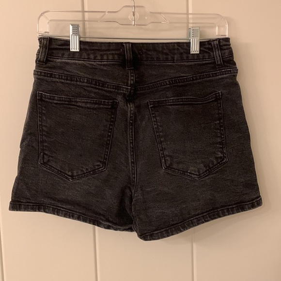 high waisted black denim shorts - Picture 2 of 2